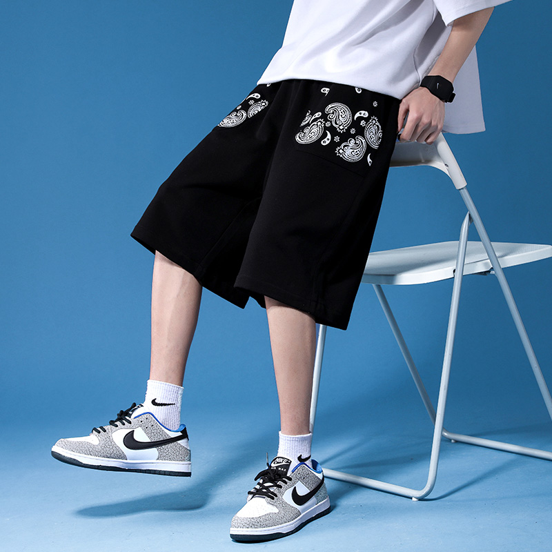 Summer draping comfortable and breathable casual shorts loose wide leg sports cartoon print Capris