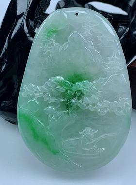 缅甸天然A货翡翠 2965 尺寸61.5/42.8/5.3mm 飘阳绿山水吊坠