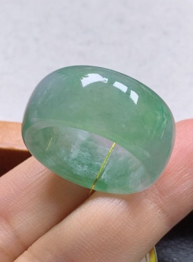 19-20号缅甸天然A货翡翠 T1168 内径19.5mm 冰种飘绿戒指扳指