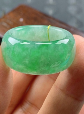 23-24号缅甸天然A货翡翠 T1061 内径20.5mm 冰飘绿轮胎戒指扳指