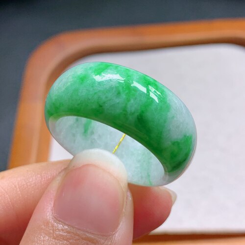 24号缅甸天然A货翡翠T1261内径20.6-10.6-3.8mm 阳绿轮胎戒指扳指