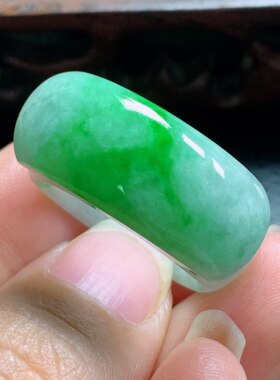 23号缅甸天然A货翡翠 T1128 内径20.5mm 飘正阳绿马鞍戒指扳指