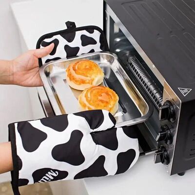 2026 Microwave Gloves Kitchen Gloves Insulation Leopard