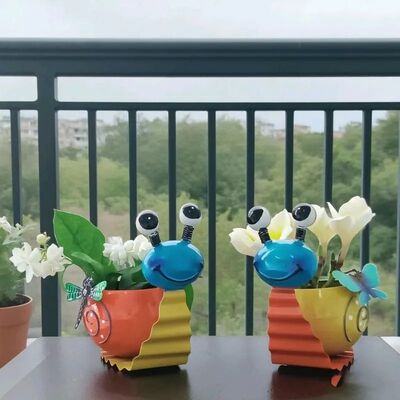 2pcs Multifunctional Metal Snail Shaped Succulent Pot
