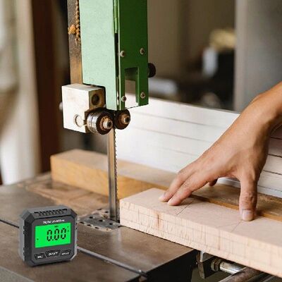 Inclinometer with Backlight and Magnetic Base Electronic