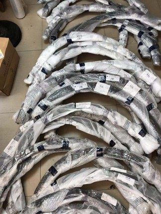 玛莎拉蒂莱万特levante右前轮眉