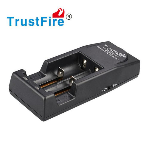 TR-001多功能充电器3V/3.7V双充