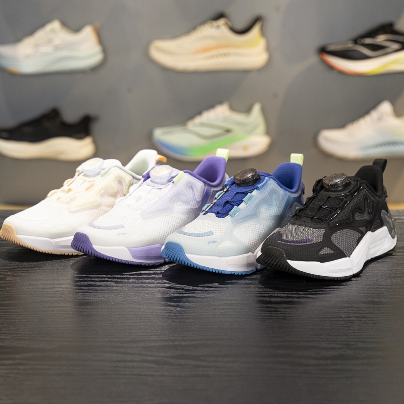 李宁运动鞋男女大童春季旋转扣轻量时尚网面透气休闲鞋YKCU010