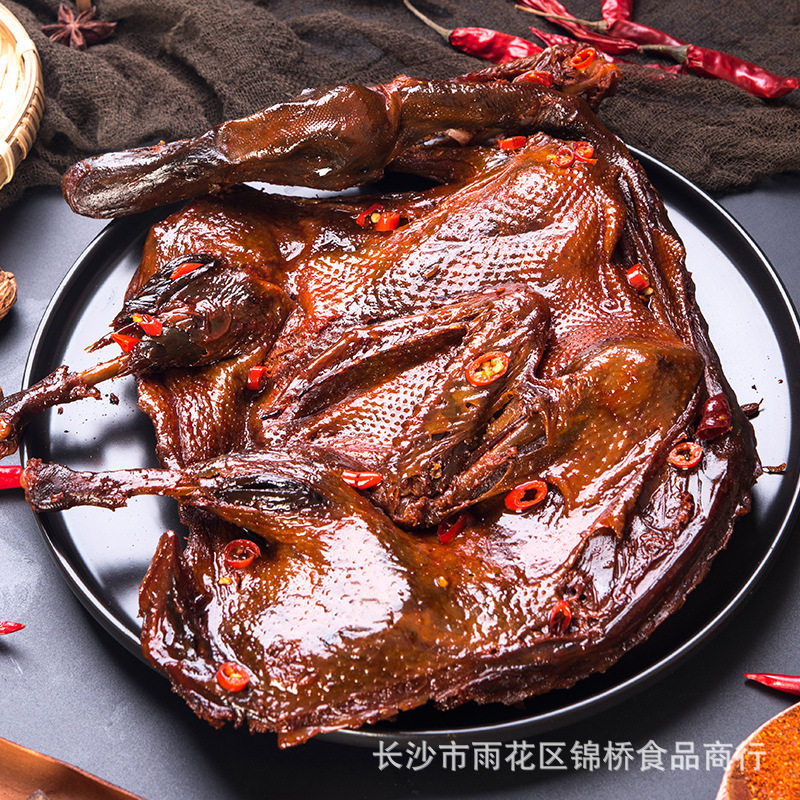 武汉特产酱板鸭358g整只香辣风干麻辣手撕酱板鸭零食熟食