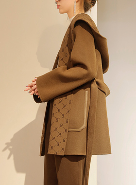 进口绵羊毛~欧版咖色毛呢大衣女法式复古设计感连帽双面呢短外套