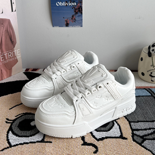 冬天鞋子男鞋增高板鞋男款小白鞋 新款美式潮流情侣高级休闲鞋女