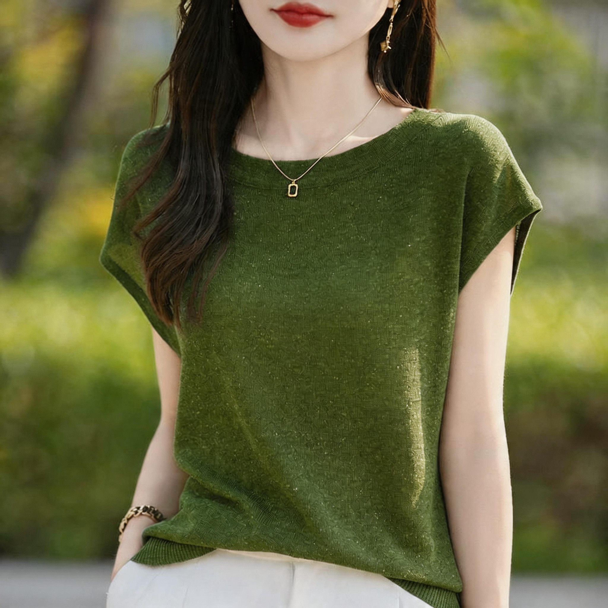 设计感圆领短袖针织女夏季修身显瘦高级感正肩气质牛油果绿色上衣