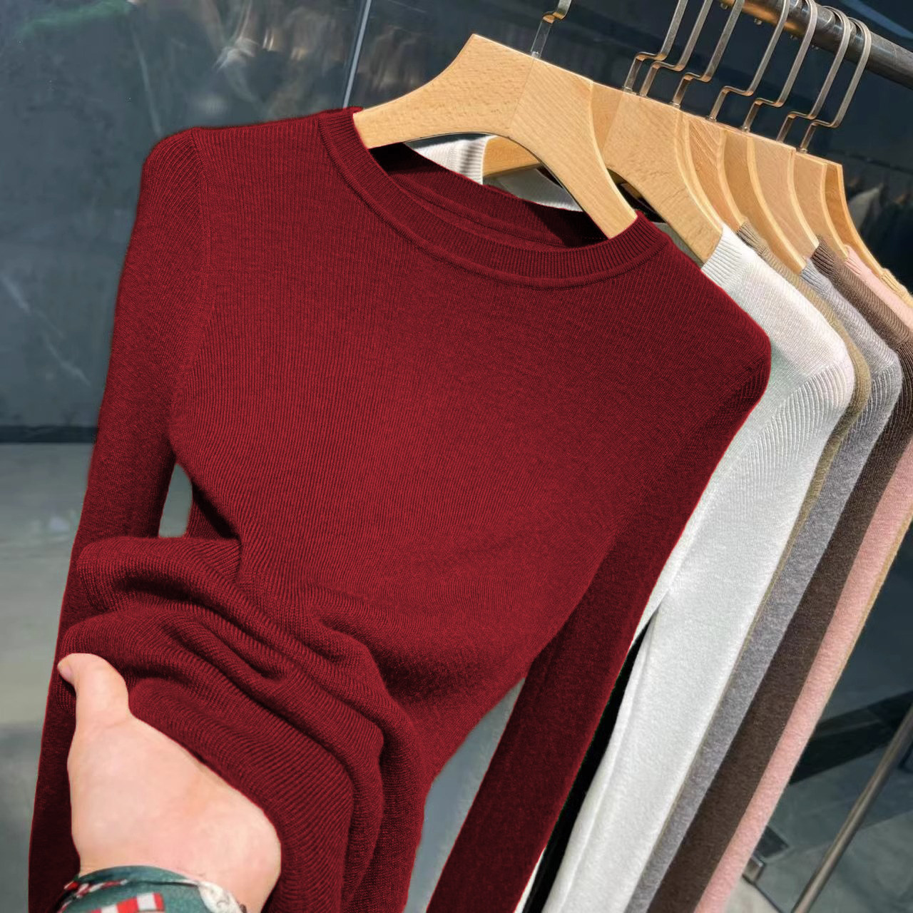 2025秋季新款羊毛内搭女修身显瘦百搭上衣小圆领洋气打底针织衫薄,女装/女士精品,毛针织衫,淘宝优惠券,粉丝福利购,淘宝优惠卷