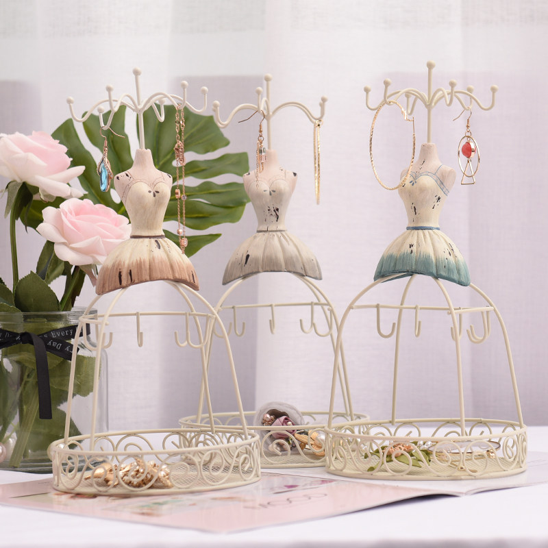 무료 배송 공주 보석 랙 유럽 스타일 회전 귀걸이 랙 복고풍 목걸이 디스플레이 랙 귀걸이 벨벳 보석 보관 랙