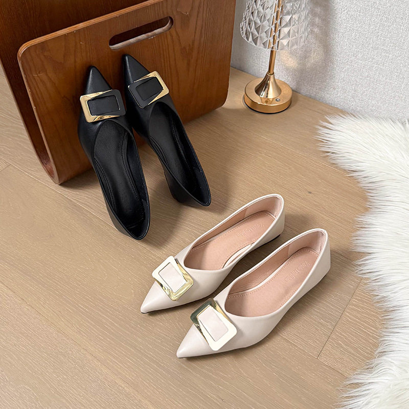 2026春秋季新款法式复古尖头单鞋女浅口鞋子配裙子晚晚风温柔鞋女