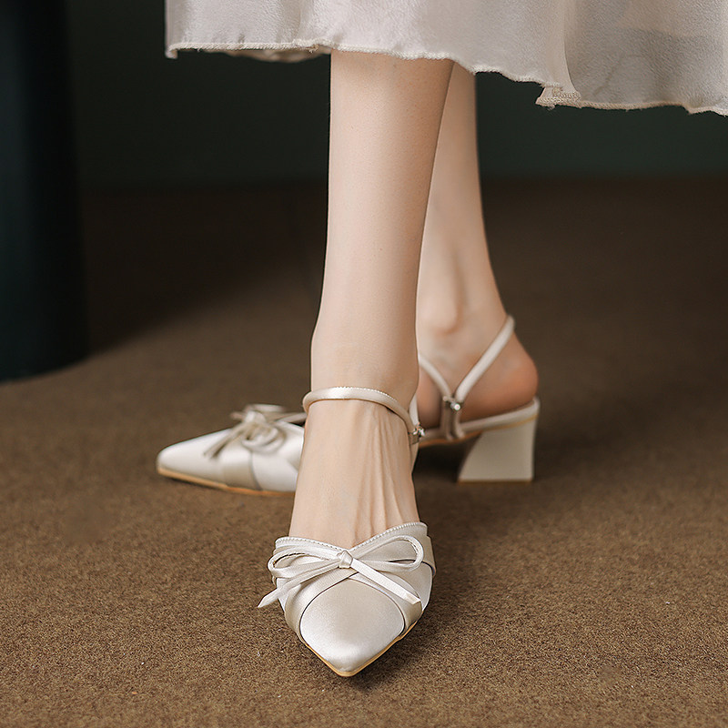 两穿包头半拖女2026夏季新款外穿高跟尖头凉鞋仙女风配裙子凉拖鞋