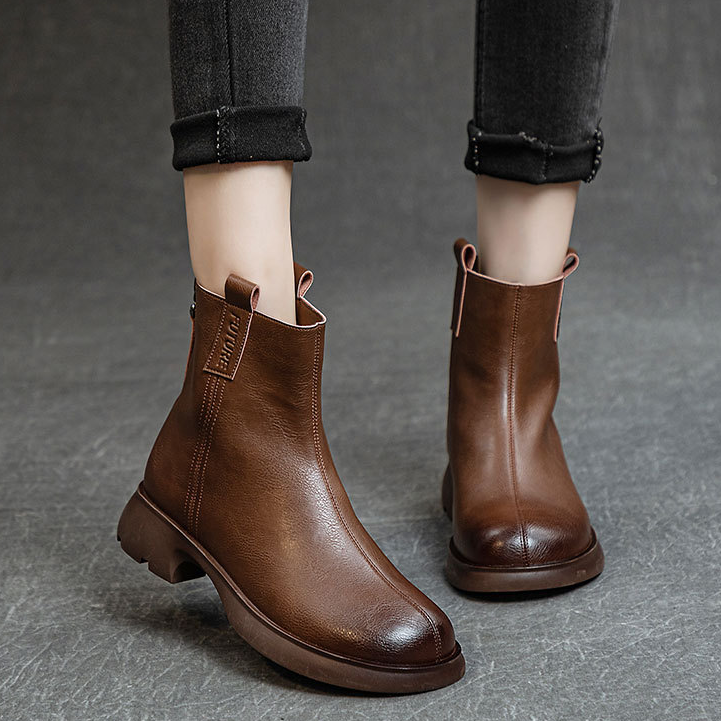 真皮英伦复古加绒马丁靴女2026秋冬新款简约百搭显瘦圆头短靴女鞋