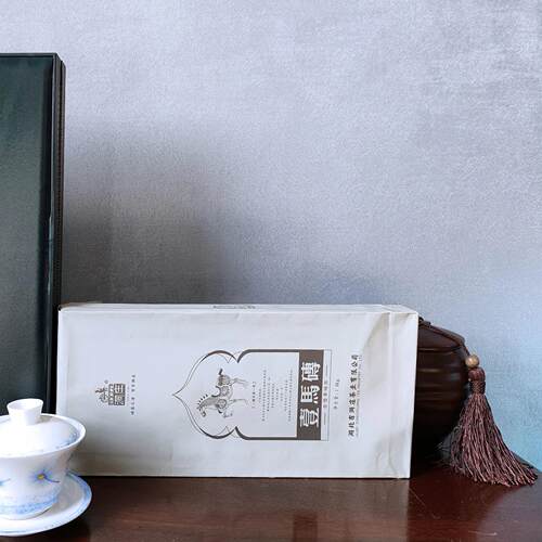 湖北黑茶赤壁青砖茶2018年赵李桥洞庄牌壹马砖1800克简装