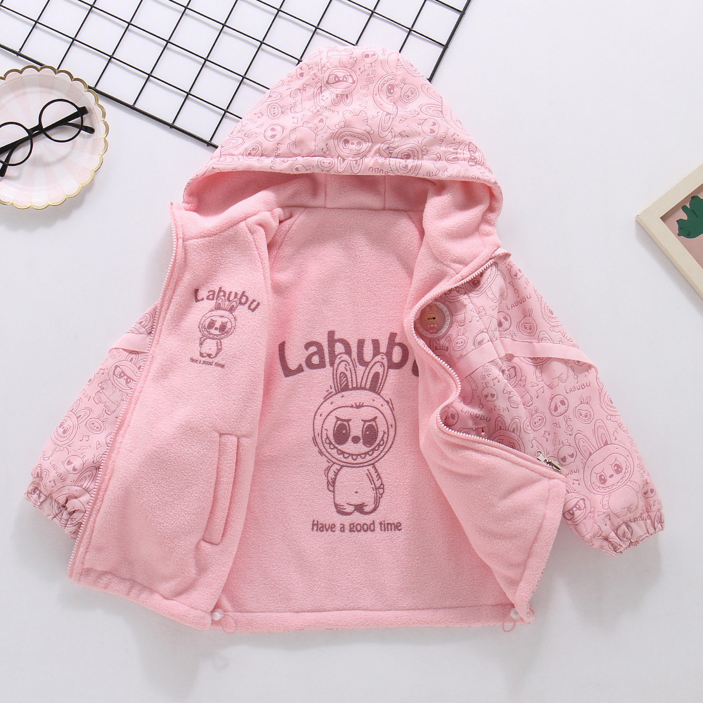 女童秋装外套2025新款儿童洋气女孩秋冬两面穿加绒加厚字母冲锋衣