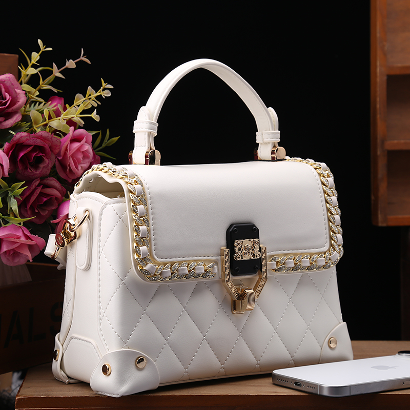 路易米希尔2025新款时尚小方包