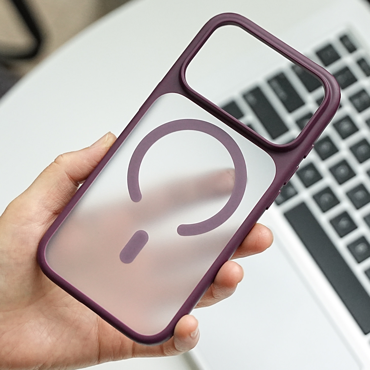 iPhone18系列简盾磨砂磁吸手机壳图片