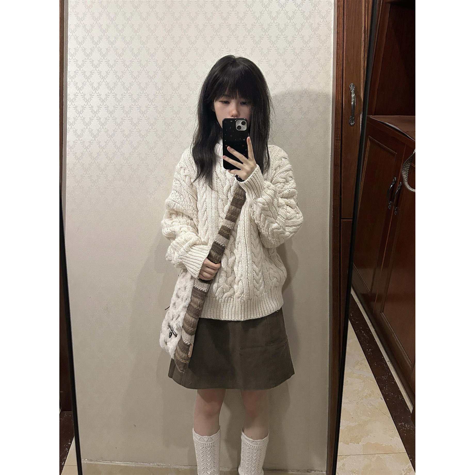 加厚！韩系复古慵懒风麻花白色毛衣女秋冬宽松毛衫针织衫套头上衣