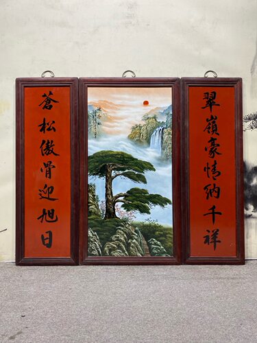 汪野亭作品红木镶瓷板画粉彩花鸟迎客松三件套中堂挂屏纯手绘