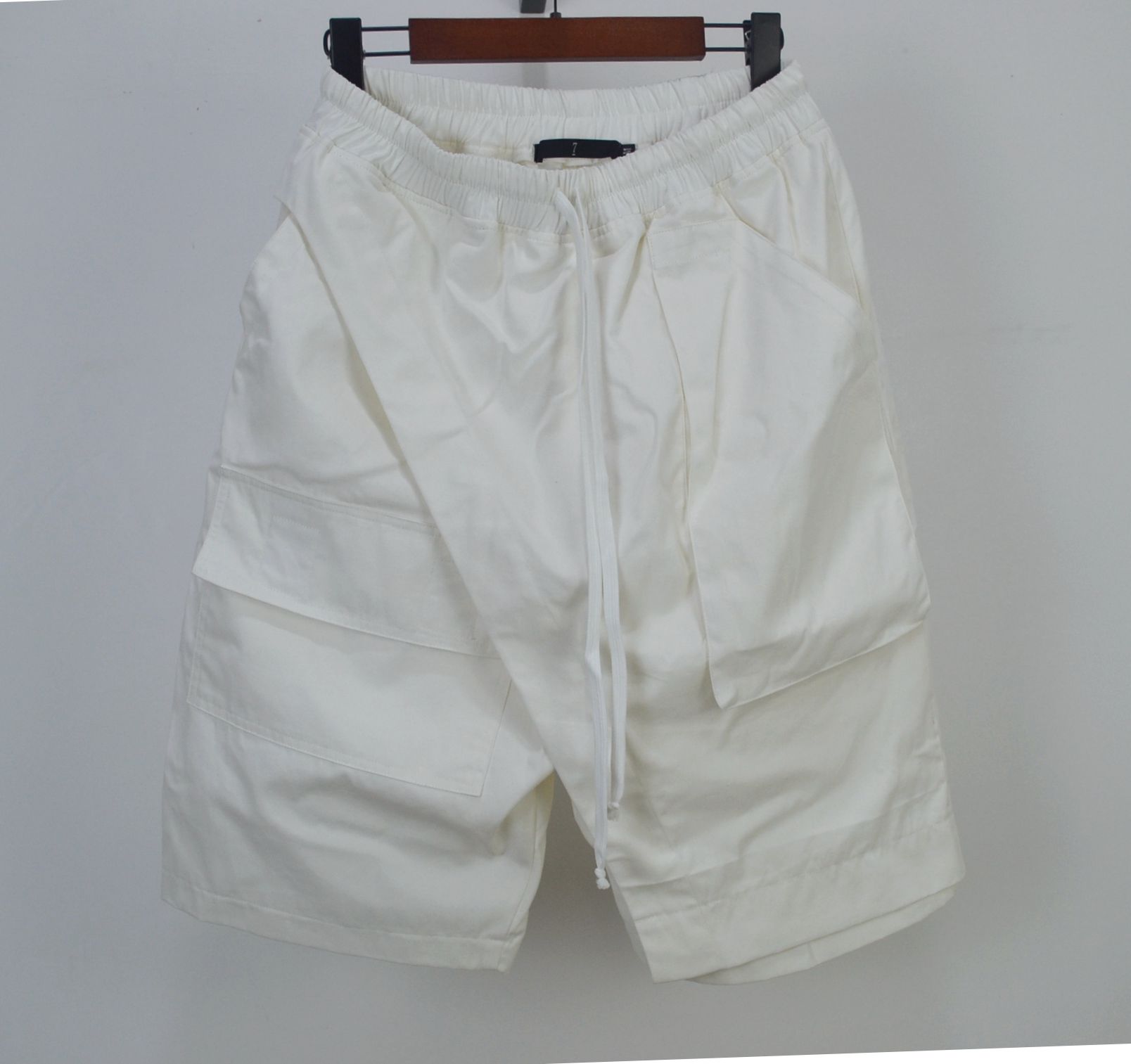 多层次不对称暗黑五分裤