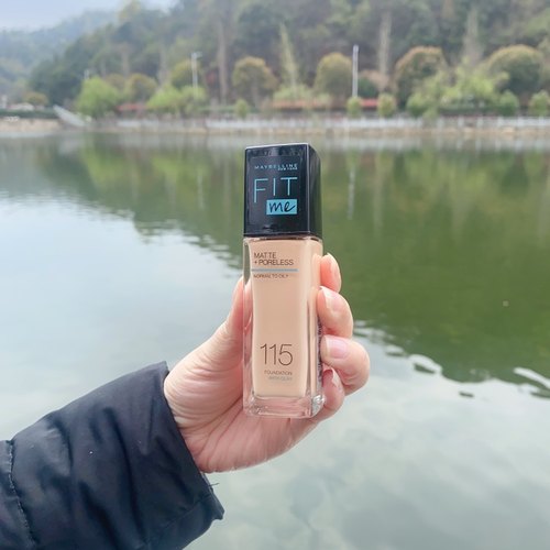 122粉底美宝莲黄皮干皮235