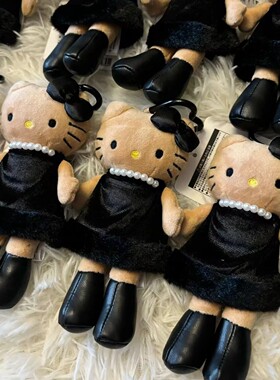 日本官方正品正版旗舰黑皮长腿小香风包包小挂件hellokitty钥匙扣