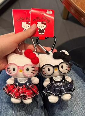 日本官方正品正版旗舰英伦可爱眼镜kitty挂饰女生公仔书包挂件饰