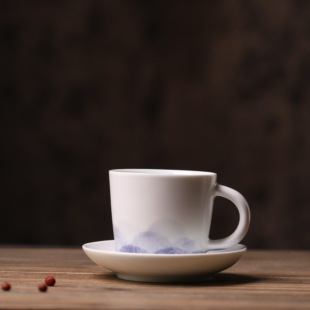 景德镇手工手绘带碟咖啡杯个性简约陶瓷早餐杯远山马克杯套装