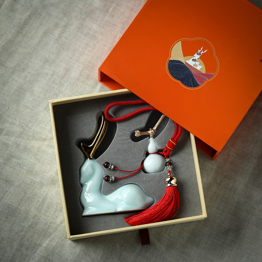 一路平安小鹿摆件汽车用品车载上档次创意2021新款车内中控台装饰