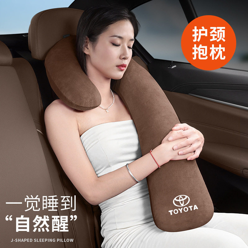 适用丰田汽车抱枕凯美瑞汉兰达卡罗拉rav4荣放车用前后排睡觉枕头