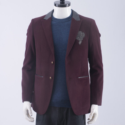 高货酒红色两粒扣西装中年男外套