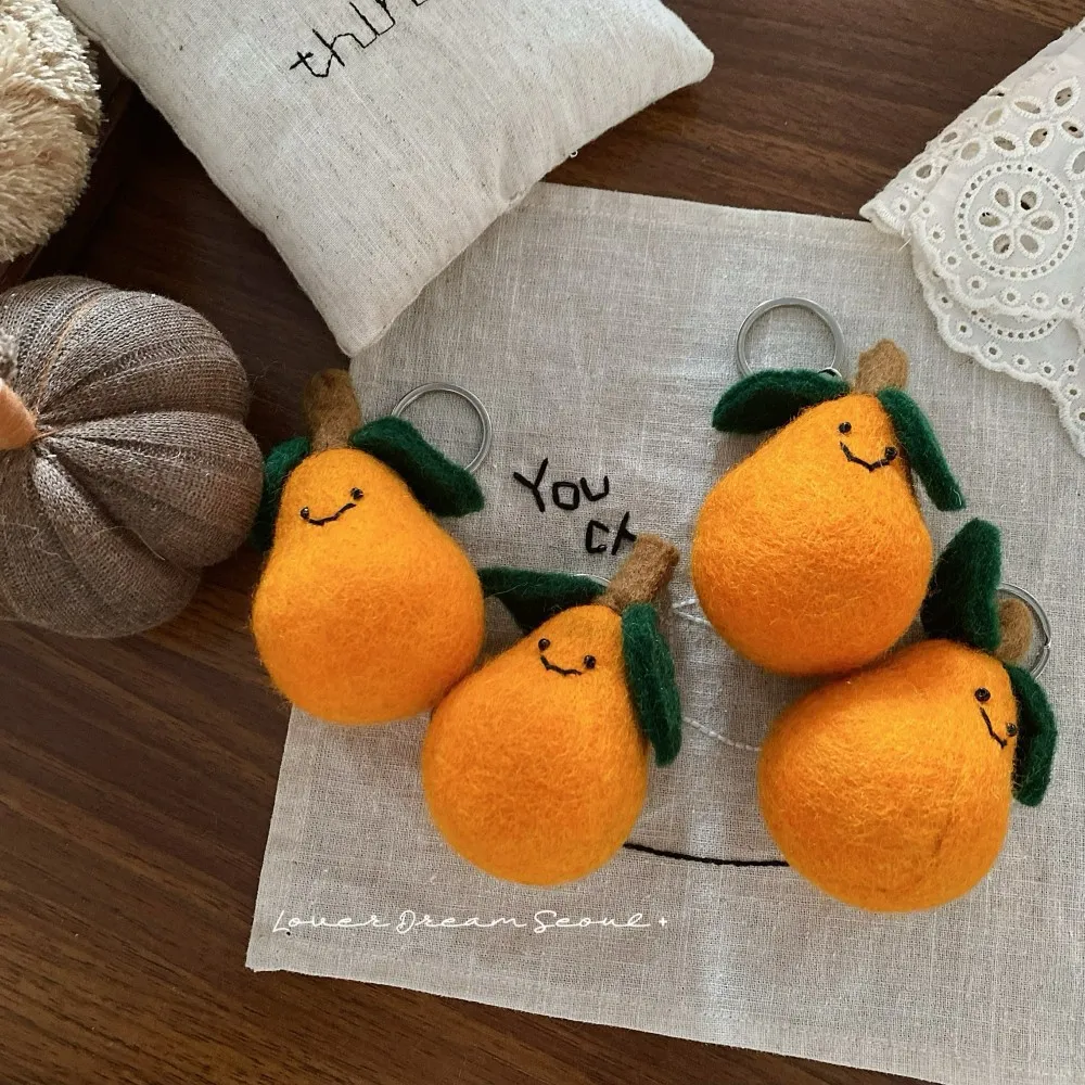 韩国ins秋冬新款手作羊毛毡水果枇杷挂饰 可爱甜美钥匙扣包包挂件