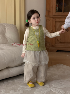 草房子·26春装新款女宝宝针织马甲背心打底衫两件套26017