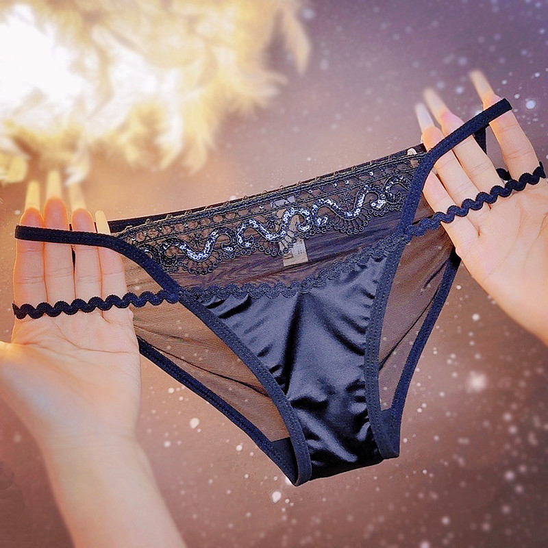 时尚蕾丝女士内裤买3送一