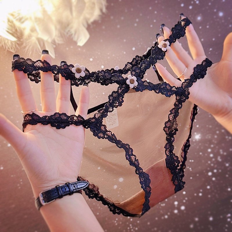 法式性感蕾丝三角裤时尚精工立体花朵装饰无痕内裤女舒适弹力