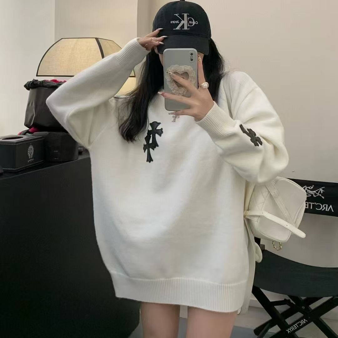 秋冬款十字架装饰休闲毛衣女宽松慵懒风设计感小众外穿针织衫套头