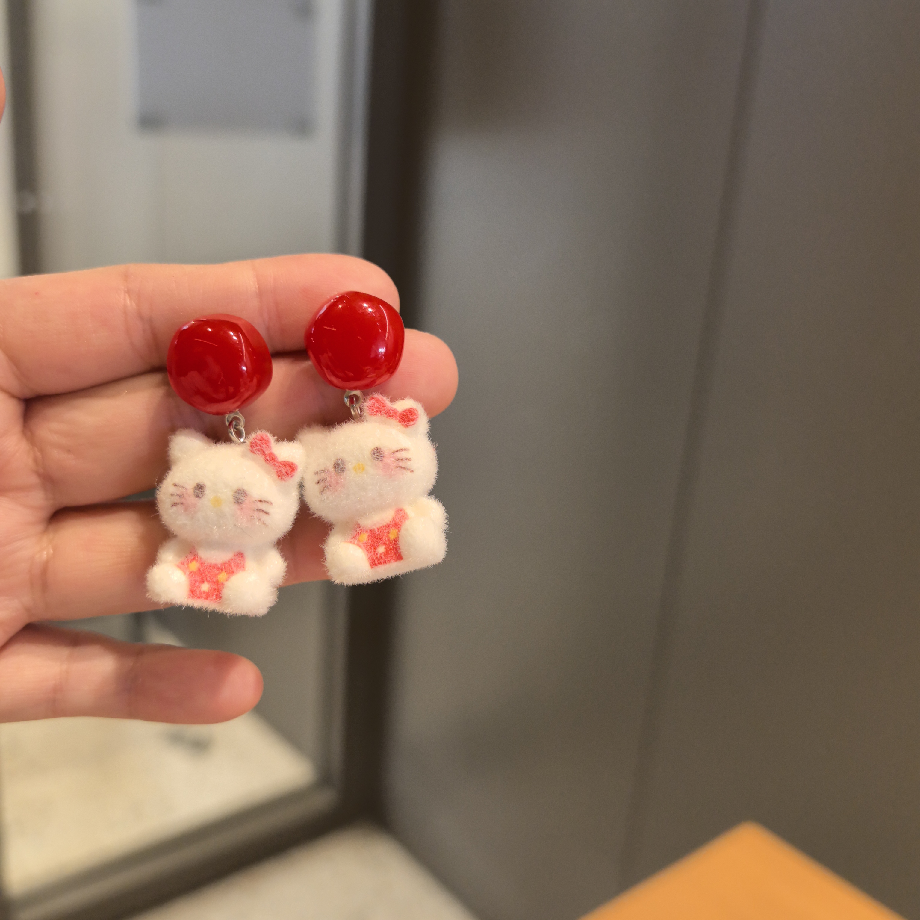 日韩卡通可爱少女心Y2K植绒KT猫蝴蝶结耳环小众女生耳饰耳坠