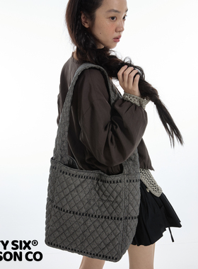 DirtySix 2025AW 原创 芝麻鞑鞑包 绣线绗缝夹棉方包