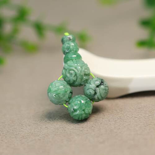 翡翠团寿龙纹雕花珠子三通佛头