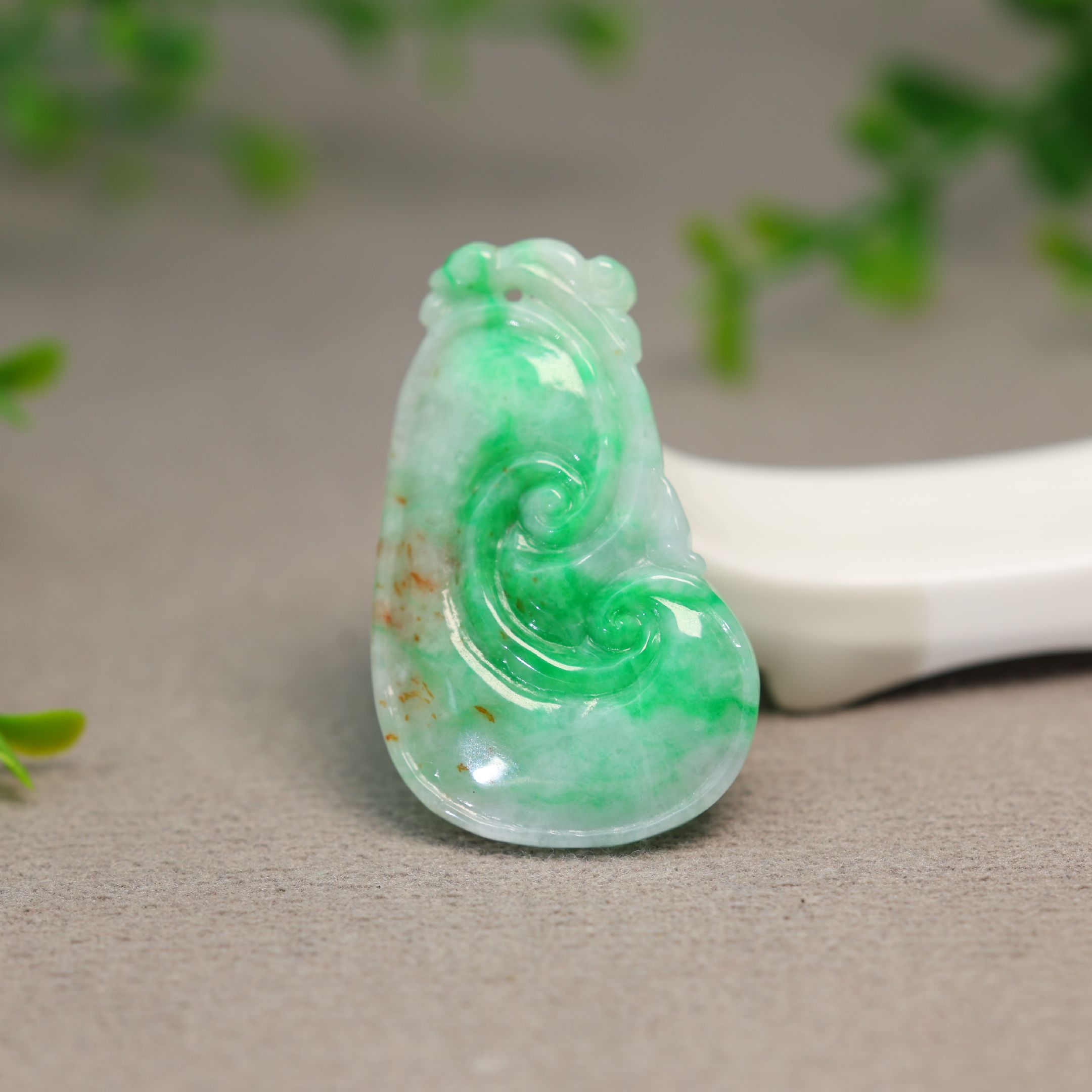 天然A货翡翠如意吊坠挂坠