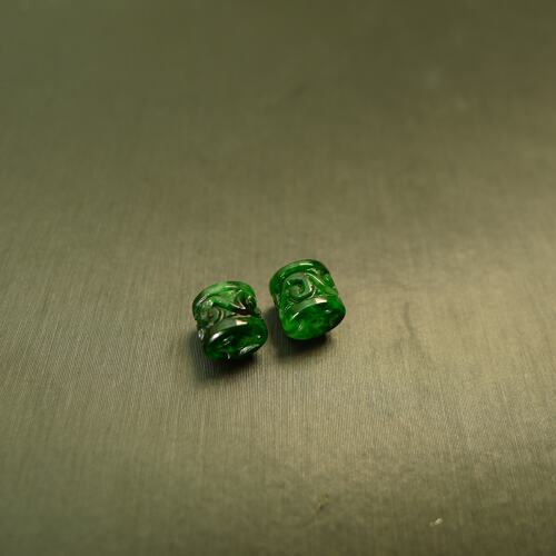 辣绿缅甸天然A货翡翠雕花桶珠