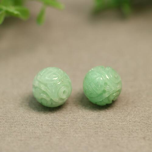 天然A货翡翠团寿龙纹雕花圆珠子