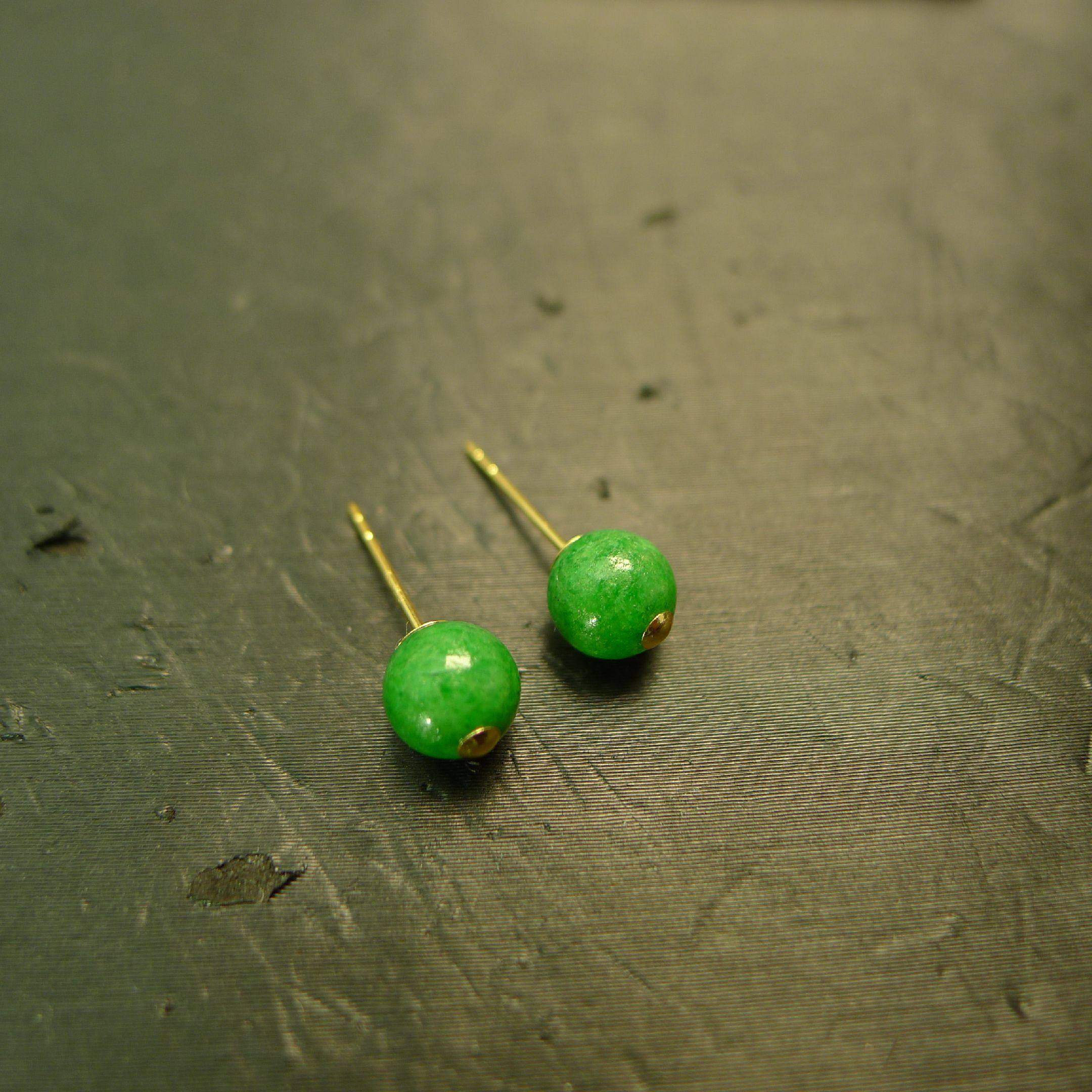 #H960 18K金镶嵌满色辣绿缅甸天然A货翡翠珠子耳钉耳饰,珠宝/钻石/翡翠,耳饰,淘宝优惠券,粉丝福利购,淘宝优惠卷