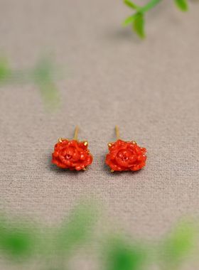 #K389 18K金镶嵌深海红天然有机红宝雕花牡丹花耳钉耳饰
