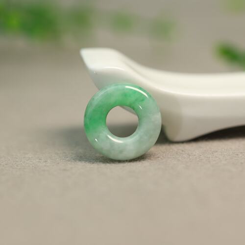 缅甸天然A货翡翠圆圈小环