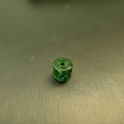 满绿缅甸天然A货翡翠雕花桶珠